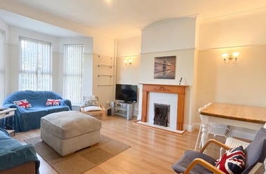 Alexandra Road, Mutley, Plymouth - Image 3